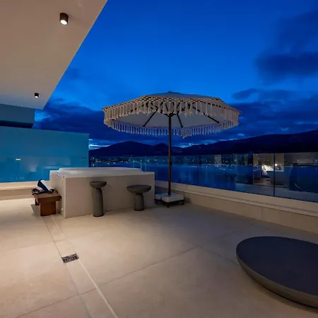 Villa Seaside By Brown Trogir