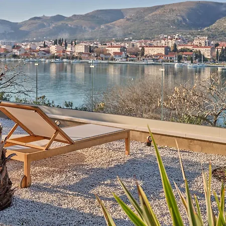 Villa Seaside By Brown