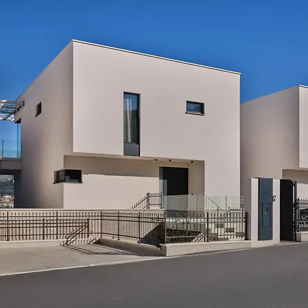 Seaside By Brown Villa Trogir