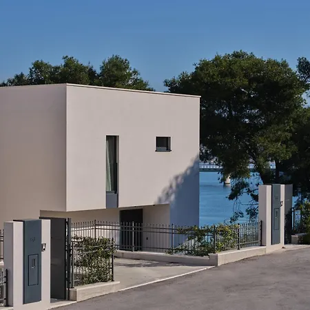 Seaside By Brown Trogir