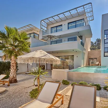 Seaside By Brown *