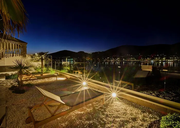 Vila Seaside By Brown Trogir