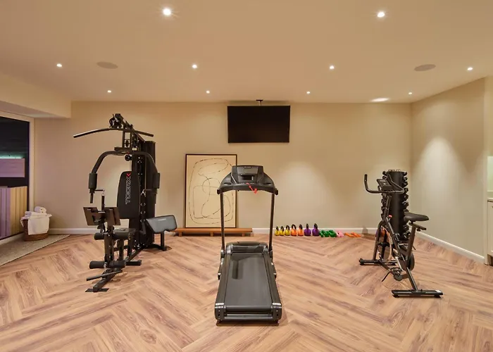 Seaside By Brown Vila *