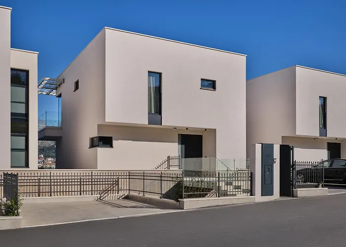 Seaside By Brown Vila Trogir