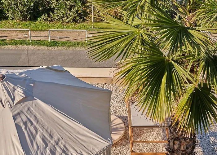 Seaside By Brown Vila