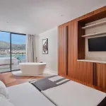 فيلة Seaside By Brown *
