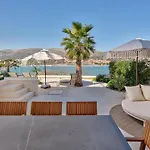 Seaside By Brown تروغير