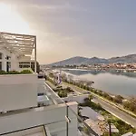 Seaside By Brown * تروغير