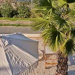 Seaside By Brown فيلة