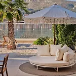 فيلة Seaside By Brown *