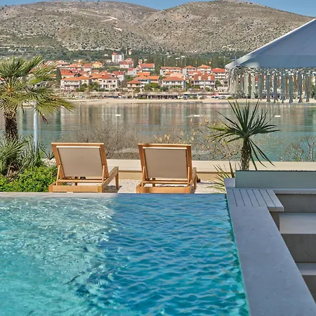 Villa Seaside By Brown Trogir