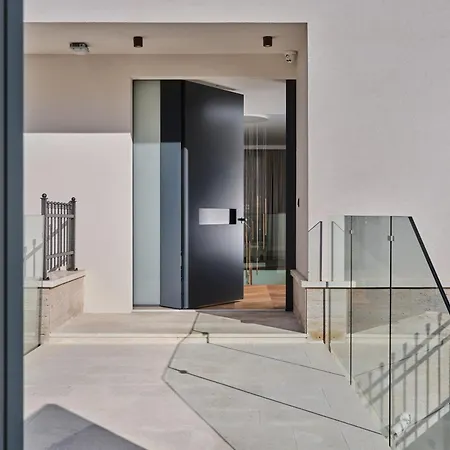 Vila Seaside By Brown Trogir
